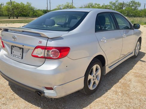 Used 2012 Toyota Corolla S image 7