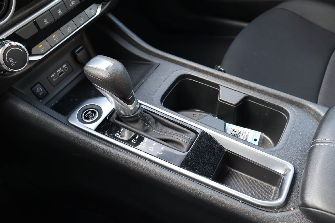 Used 2024 Nissan Sentra SV w/ Trunk Package FWD image 24