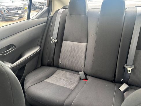 Used 2025 Nissan Sentra SV FWD image 36