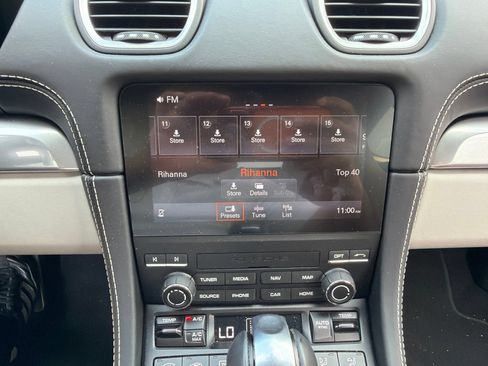 Used 2025 Porsche 718 Cayman GTS RWD image 33