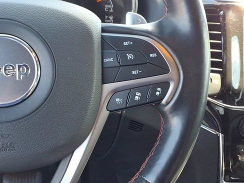 Used 2021 Jeep Grand Cherokee Trailhawk w/ Trailhawk Luxury Group AWD/4WD image 18