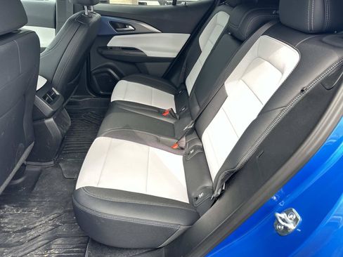 Used 2026 Chevrolet Equinox EV LT FWD image 11