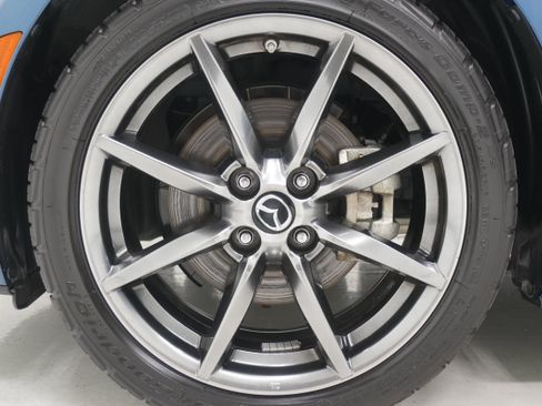 Used 2020 MAZDA MX-5 Miata RF Grand Touring RWD image 25