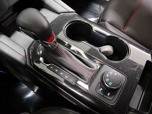 Used 2025 Chevrolet Blazer RS image 28