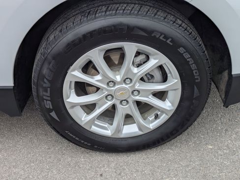 Used 2021 Chevrolet Equinox LT image 31