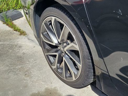 Used 2022 Toyota Corolla SE FWD image 4