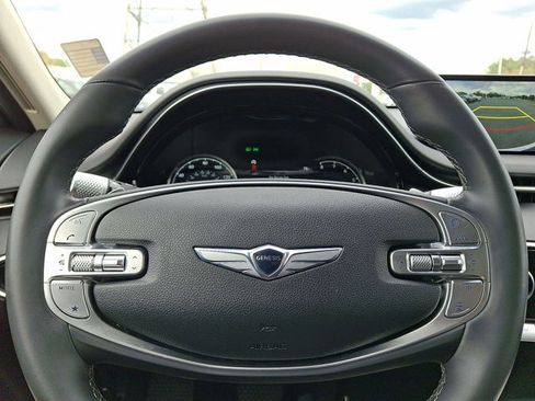 Used 2025 Genesis GV70 2.5T image 17