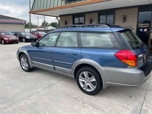 Used 2007 Subaru Outback 2.5i Limited L.L. Bean AWD/4WD image 16