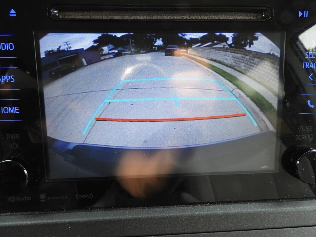 Used 2017 Toyota Sienna LE FWD image 41