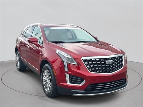 Certified 2022 Cadillac XT5 Premium Luxury image 3