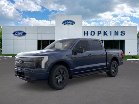 Used 2025 Ford F150 Lightning Flash AWD/4WD image 23
