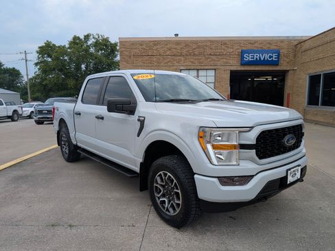Used 2021 Ford F150 XL w/ STX Appearance Package AWD/4WD image 4