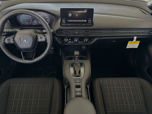 New 2025 Honda HR-V Sport image 15