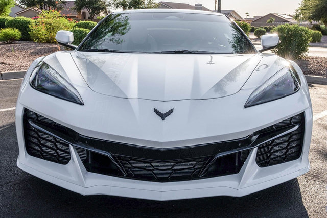 Used 2025 Chevrolet Corvette E-Ray AWD/4WD image 13