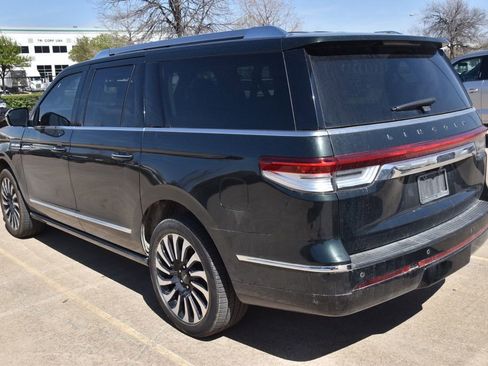 Used 2023 Lincoln Navigator L Black Label image 9