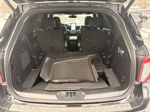 Used 2021 Ford Explorer ST w/ Equipment Group 401A image 32