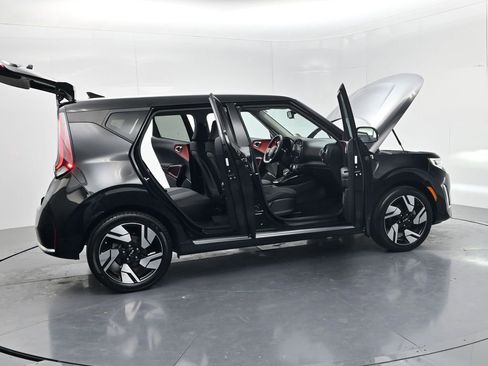 Certified 2023 Kia Soul GT-Line w/ GT-Line Technology Package FWD image 57
