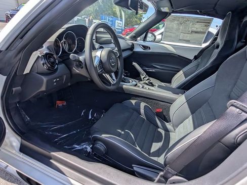New 2025 MAZDA MX-5 Miata RF Club image 7