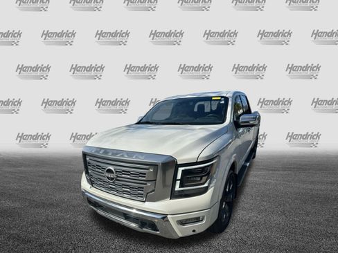 Used 2024 Nissan Titan Platinum Reserve w/ Moonroof Package image 3