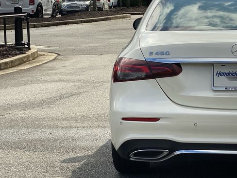 Used 2022 Mercedes-Benz E 450 E 450 w/ Driver Assistance Package image 67