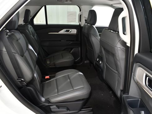 New 2026 Ford Explorer Active w/ Active Comfort Package AWD/4WD image 19