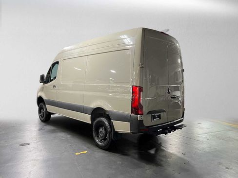 Used 2026 Mercedes-Benz Sprinter 2500 image 5