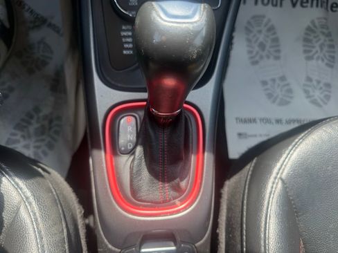 Used 2021 Jeep Compass Trailhawk AWD/4WD image 23