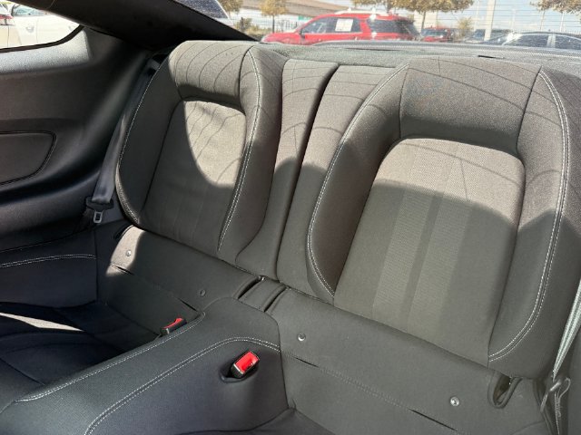 Used 2018 Ford Mustang GT w/ Black Accent Pkg RWD image 23