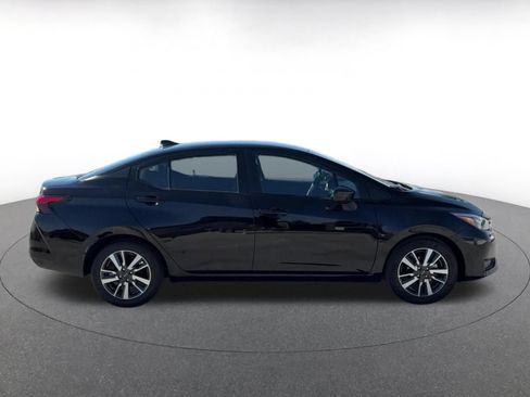 Used 2025 Nissan Versa SV FWD image 15