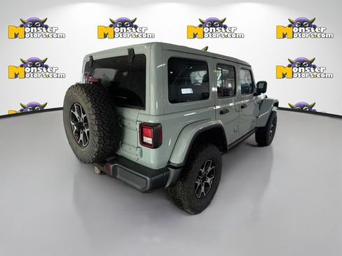 Used 2023 Jeep Wrangler Unlimited Rubicon w/ Cold Weather Group AWD/4WD image 4