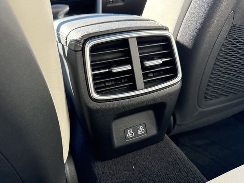 Used 2025 Genesis G70 2.5T w/ Sport Prestige Package image 15