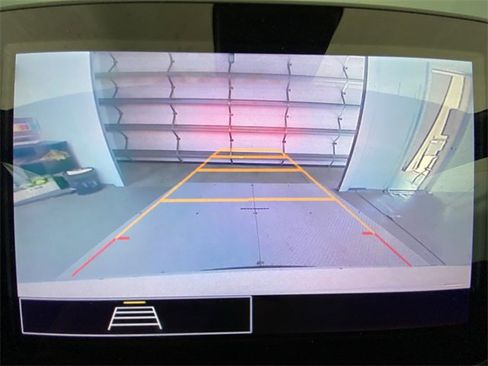 Used 2024 Chevrolet Malibu LT image 17