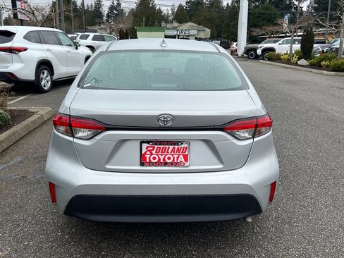 Certified 2025 Toyota Corolla LE image 8