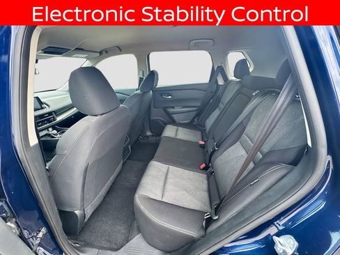 Used 2025 Nissan Rogue SV image 19