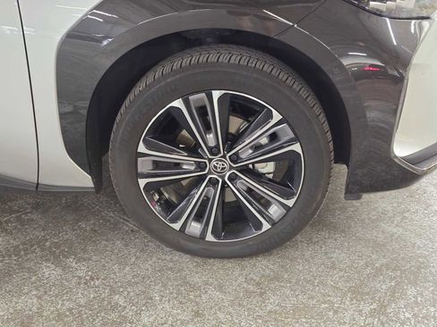 Used 2024 Toyota bZ4X AWD w/ Weather Package image 9