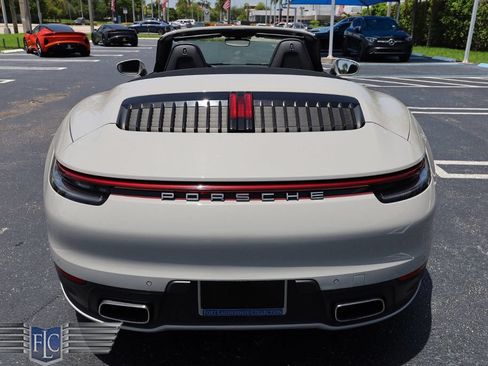 Used 2021 Porsche 911 Carrera image 9