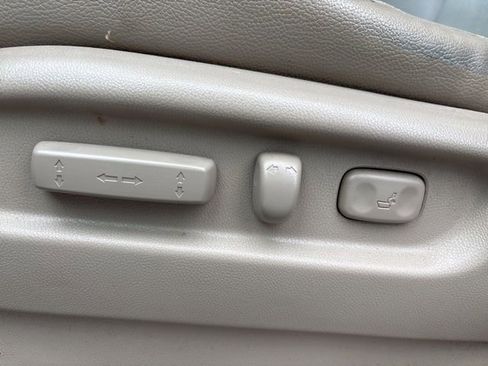 Used 2015 Honda Odyssey Touring Elite image 15