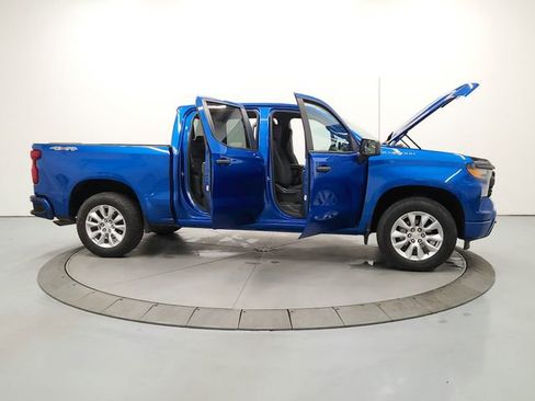 Used 2023 Chevrolet Silverado 1500 Custom AWD/4WD image 16
