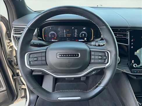 Used 2022 Jeep Wagoneer Series III w/ Convenience Group I AWD/4WD image 26
