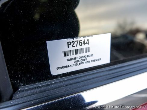 Used 2025 Chevrolet Suburban Premier image 37