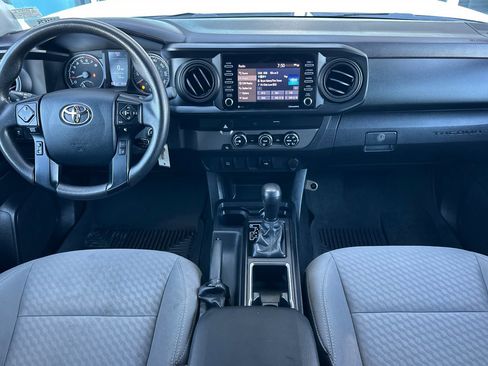Used 2020 Toyota Tacoma SR image 12