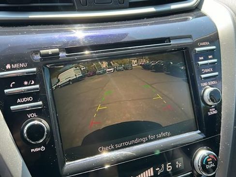 Certified 2024 Nissan Murano SV w/ SV Midnight Edition Package AWD/4WD image 16