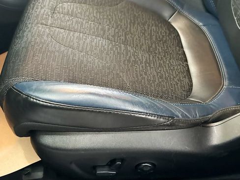 Used 2016 Chrysler 200 S w/ Navigation & Sound Group I FWD image 18