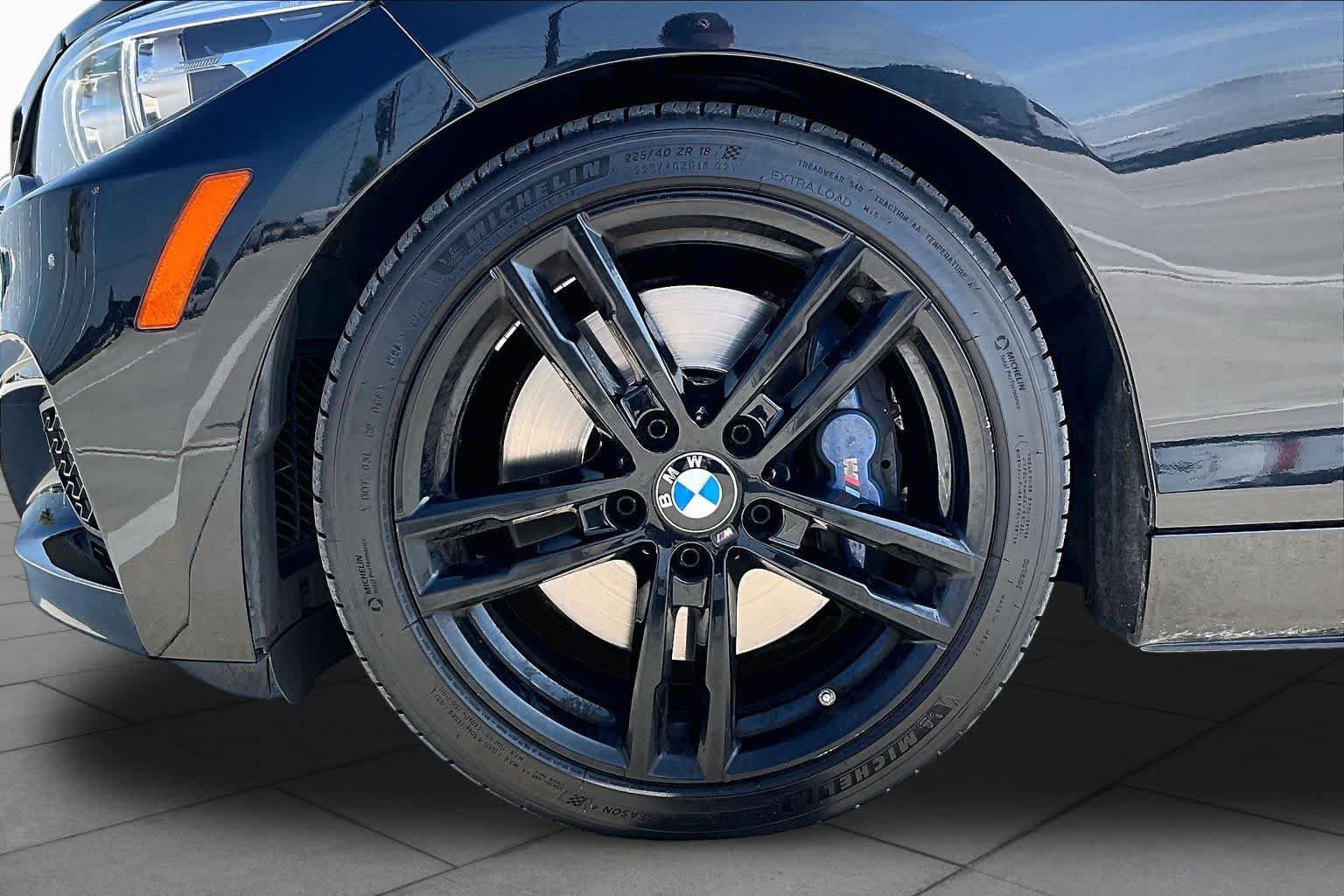 Used 2018 BMW M240i Coupe RWD image 11