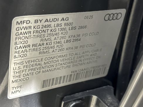 New 2025 Audi Q5 Premium Plus image 24
