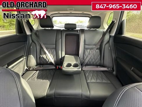 Used 2026 Nissan Rogue Platinum w/ Platinum Premium Package AWD/4WD image 11