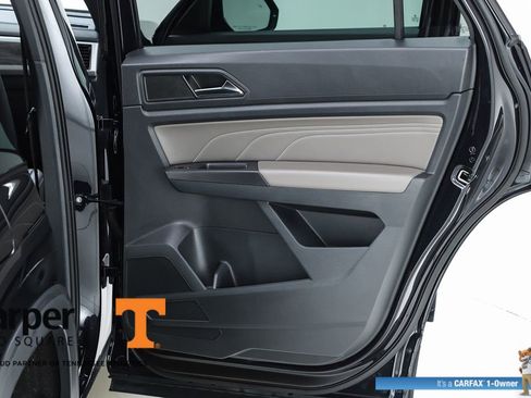 Used 2023 Volkswagen Atlas Cross Sport SE FWD image 70