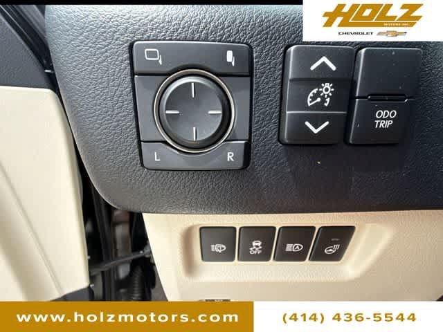 Used 2023 Lexus GX 460 Premium w/ Premium Package AWD/4WD image 19