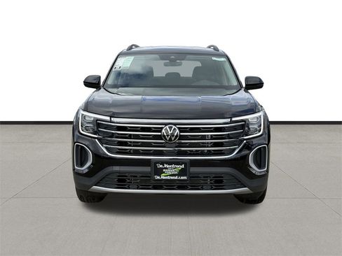 New 2026 Volkswagen Atlas SE image 2