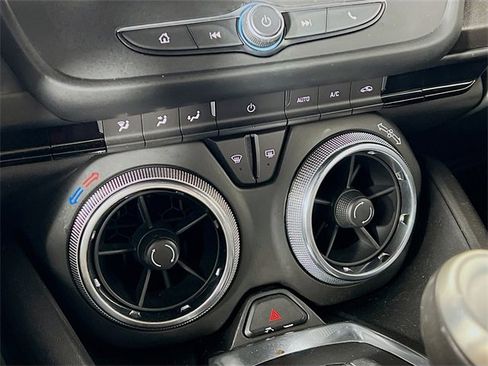 Used 2019 Chevrolet Camaro LT w/ RS Package image 19